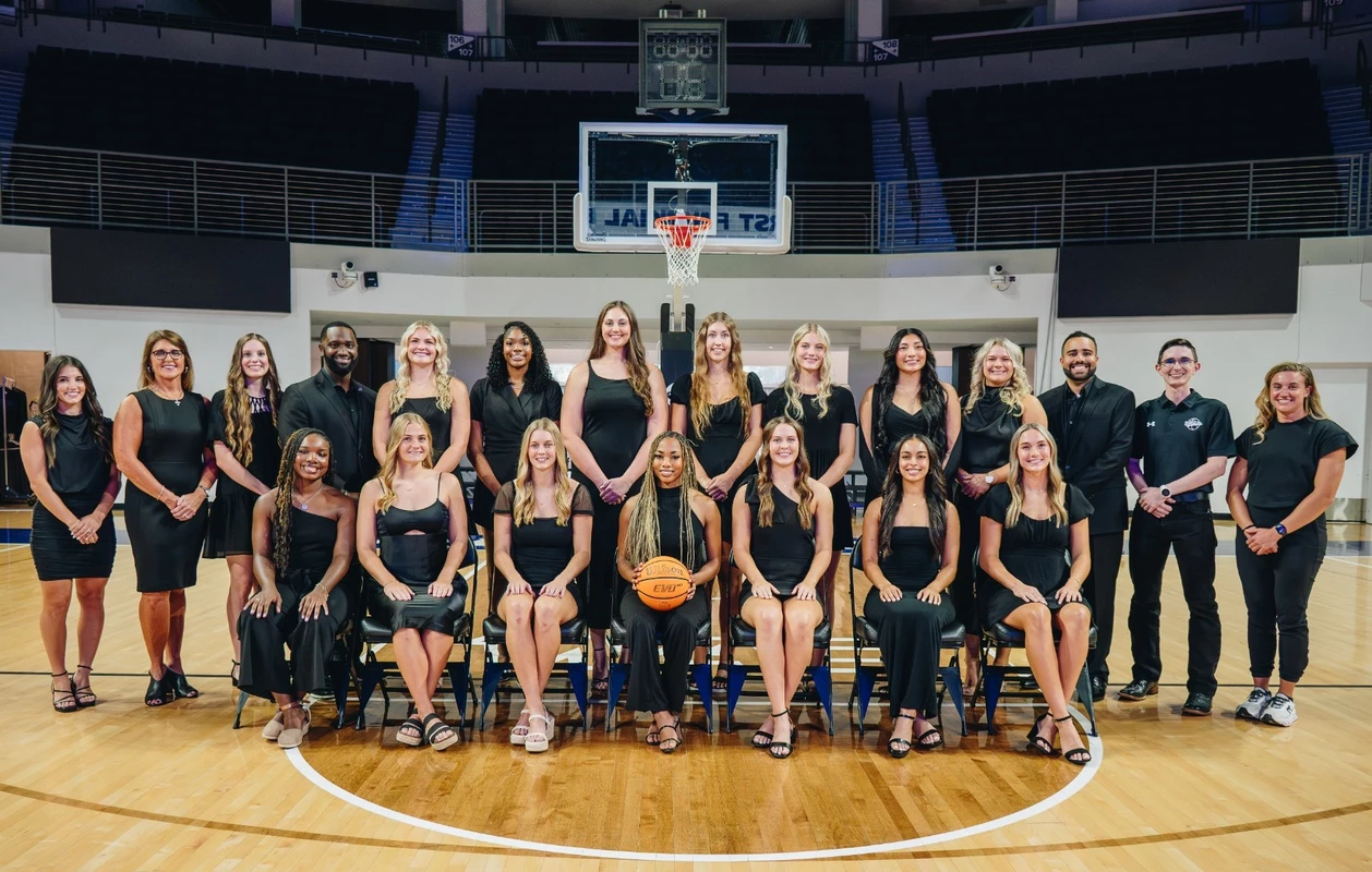 WBB Team Photo 2025-26