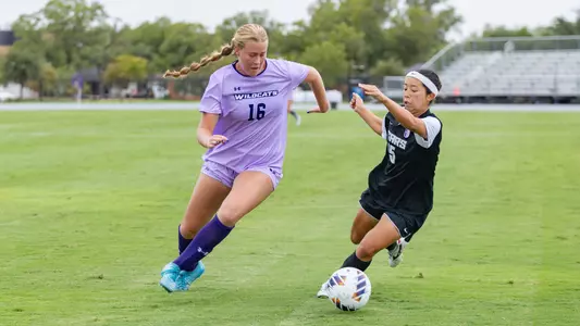 Emma Taylor dribbles the ball past a Central Arkansas defender on Oct. 4, 2026.