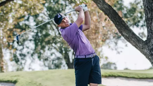 Niklas Blalock takes a swing at an ACU men's golf practice on Sept. 11, 2025.
