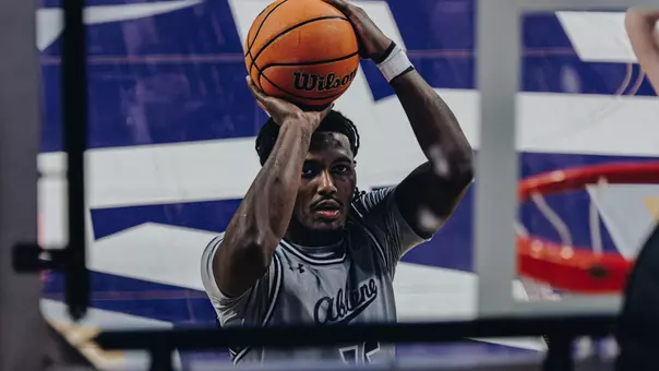 Bradyn Hubbard shoots a free throw against Southern Utah on February 21, 2026