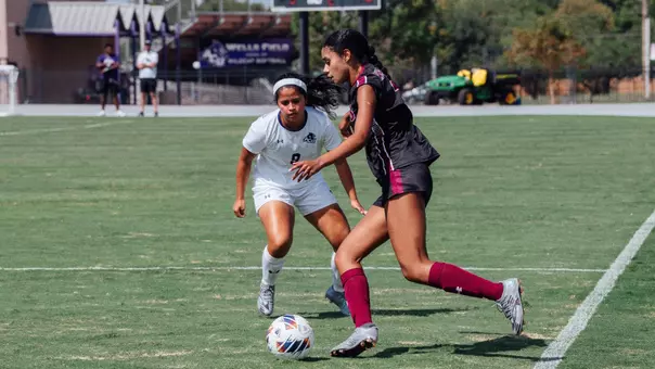 Sophia Saludares defends the ball against Texas Southern on Sept. 20, 2026.