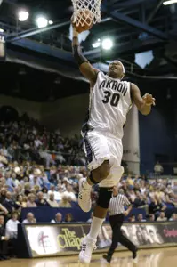 Men's Basketball Rolls to 96-49 Rout of NC Central Image