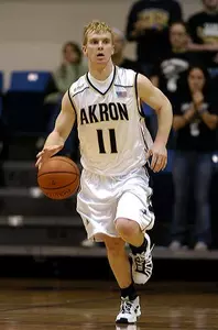 Men's Basketball Tops Buffalo, 87-69 Image