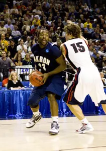Men's Basketball Favored in MAC Preseason Media Poll Image