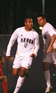 No. 1 Men's Soccer Blitzes By Penn State, 3-0 Image