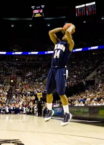 Men's Basketball Escapes Arkansas-Pine Bluff, 68-65 Image