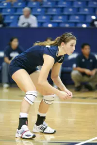 Volleyball Battles, Defeat Penguins 3-0 Image