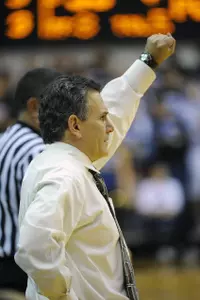 Men's Basketball Opens Four-Game Road Trip Wednesday at Detroit Image