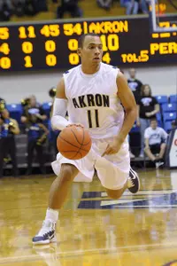 Men?s Basketball Falls 82-47 at Temple Image