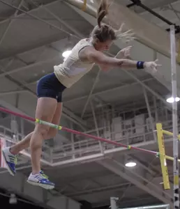 2009-10 Year in ROO-view: Women's Indoor Track & Field Image