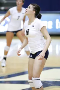 Kuhn Ties School Record In Sweep Over Chattanooga Image