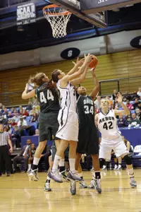 Akron Drops Road Rivalry Game to Kent State, 72-55 Image