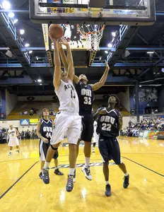 Men's Basketball Falls 83-74 at Northern Illinois Image