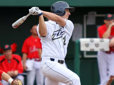 Gold Team Evens Fall World Series with 8-3 Win Image