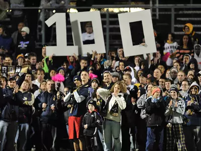 Porter Nets 100th Career Win in 2-0 Victory Over Hartwick Image