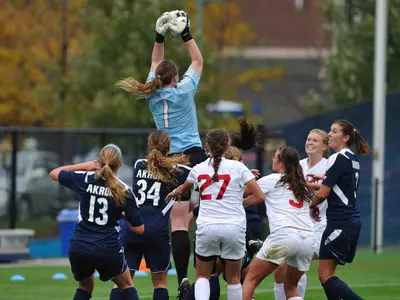 Women's Soccer Loses to Miami, 3-0 Image
