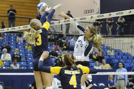Volleyball Sweeps Rival Kent State for First MAC Win Image