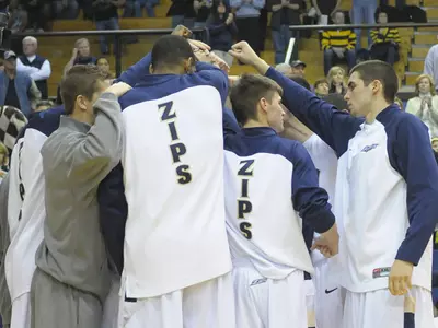 Men's Basketball Single-Game Tickets Now on Sale Image