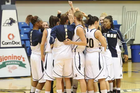 Women's Basketball Opens Season at No. 2 Notre Dame in Preseason WNIT Image
