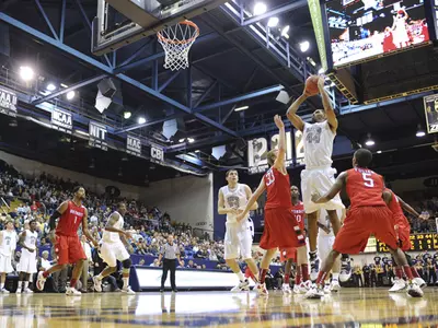 Men's Basketball Concludes Road Trip Saturday at Cleveland State Image