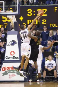 Men's Basketball Faces Kent State for MAC Title, NCAA Bid Image
