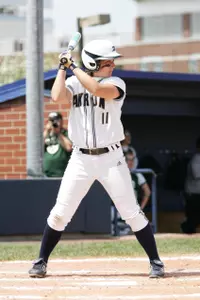 Softball Swept at Niagara in Thursday Doubleheader Image