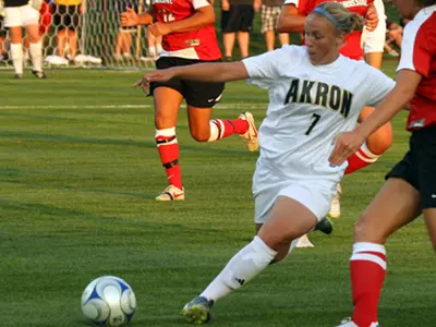Women's Soccer Takes Care of Cleveland State, 4-0, in Exhibition Match Image