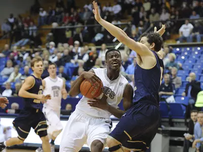 Men's Basketball Cruises to 97-53 Win over John Carroll Image