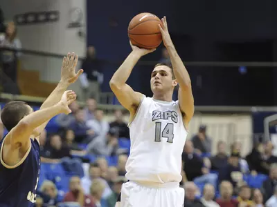 Men's Basketball Plays Host to Middle Tennessee on Sunday Image