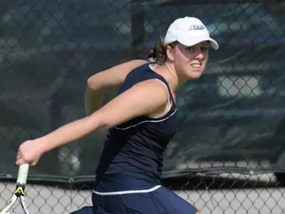 Tennis Shuts Out West Virginia, Improves to 5-0 Image