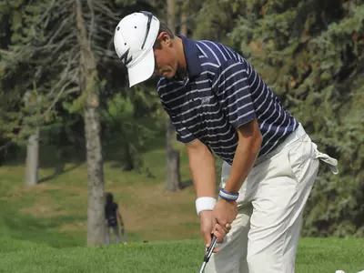 Men's Golf in Fifth Place at MAC Championship Image