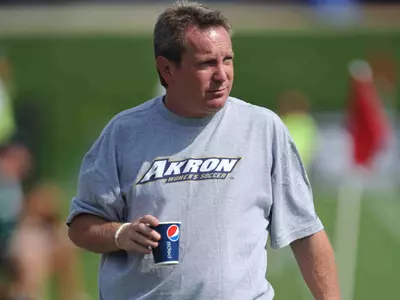Chris Pfau Named Head Women's Soccer Coach at Houston Image