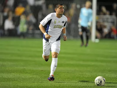 Men's Soccer Tops SIU Edwardsville, 2-1, At Ameritas Classic Image