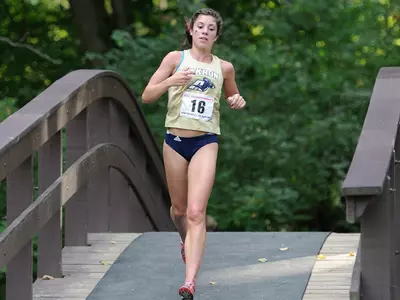 Moore's Win Propels Women's Cross Country Team to Title at Tommy Evans Invitational Image