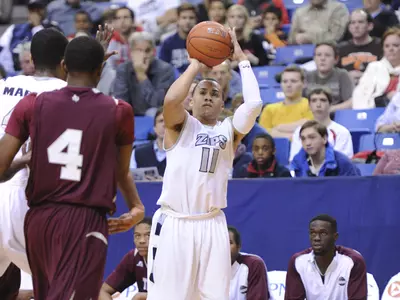 Abreu's Late 3-Pointer Helps Men's Basketball Down Ball State 71-64 Image
