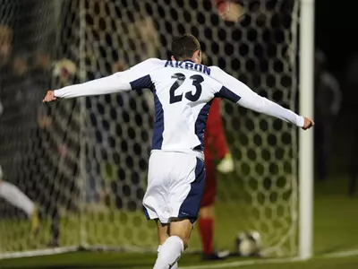 Derschang Celebrates Senior Night With The Game Winner Against NIU Image