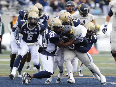 Football Closes Season with 31-29 Victory Over Toledo, Wins Third Straight Image