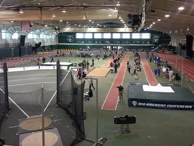 Men Pacing The Pack, Women in Second At MAC Indoor Championships Image