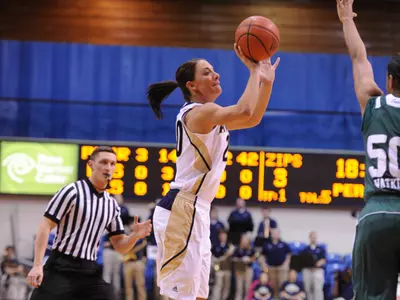 Women's Basketball hits the road for East Division battle at Miami Image