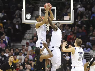 Men's Basketball Downs Kent State 62-59, Advances to MAC Title Game Image
