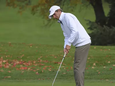 Vernon Leads Men's Golf on Saturday at the Furman Intercollegiate Image