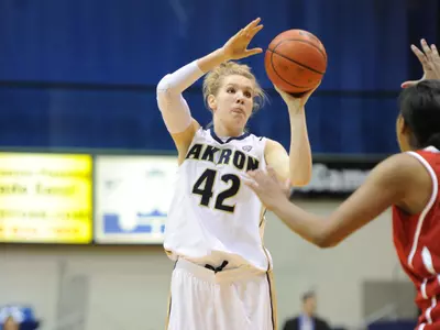 Women's Basketball travels to Buffalo for final regular season game Image