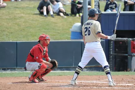 Baseball Falls in Tuesday Matchup to Canisius, 4-3 Image
