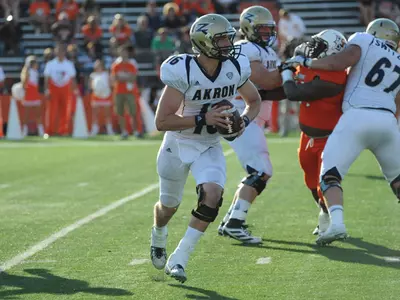 After First Half Surge, Football Falls 31-14 at Bowling Green Image