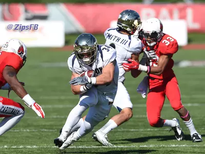 Football Drops a 35-21 Decision at Ball State Image