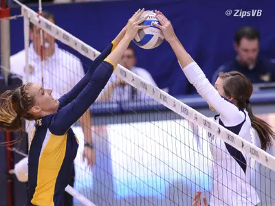 Volleyball falls to Kent State in home finale, 3-1 Image