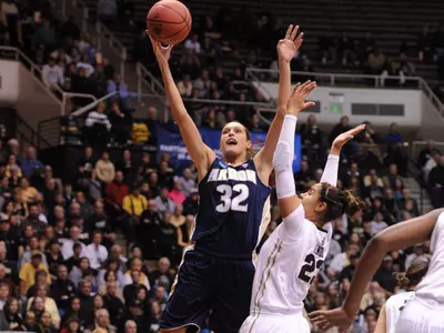 Women's Basketball falls to Purdue in NCAA Tournament, 84-55 Image