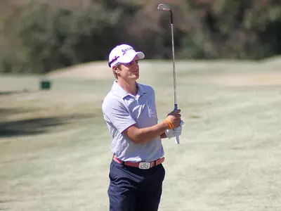 Charlie Bull Paces Men's Golf on Day One of Furman Intercollegiate Image