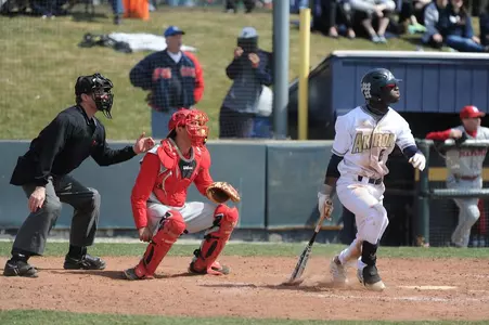 Baseball Tallies Season-High 18 Hits in 13-5 Win over Milwaukee Image