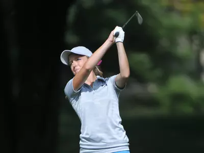 Women's Golf Closes Day One of MAC Championship in Third Place Image